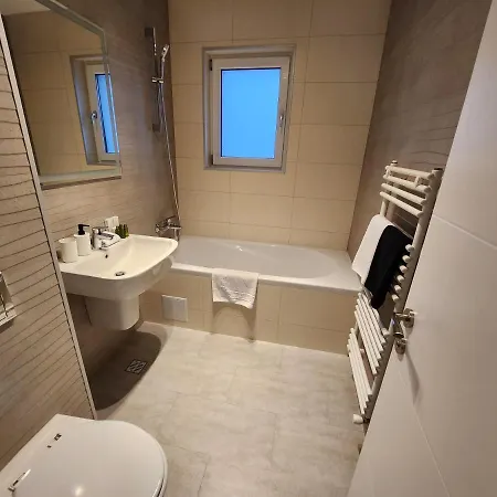 Apartament Business And Family Luxury In Floreasca On Bukareszt