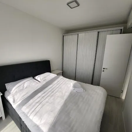 Apartament Business And Family Luxury In Floreasca On Bukareszt